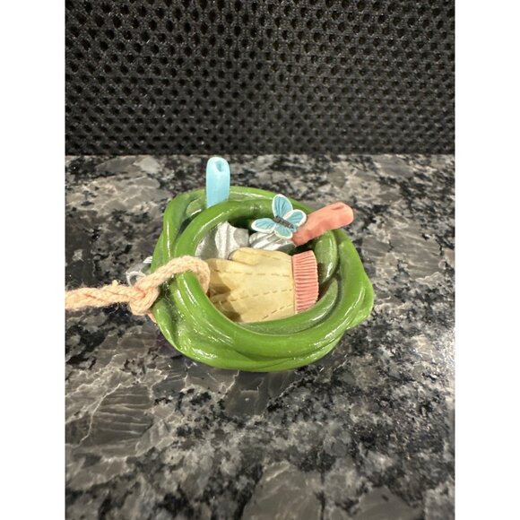 Set Of 3 Ceramic Cat Figurines In Raincoat & Bag With Playful Accessories - Picture 10 of 13